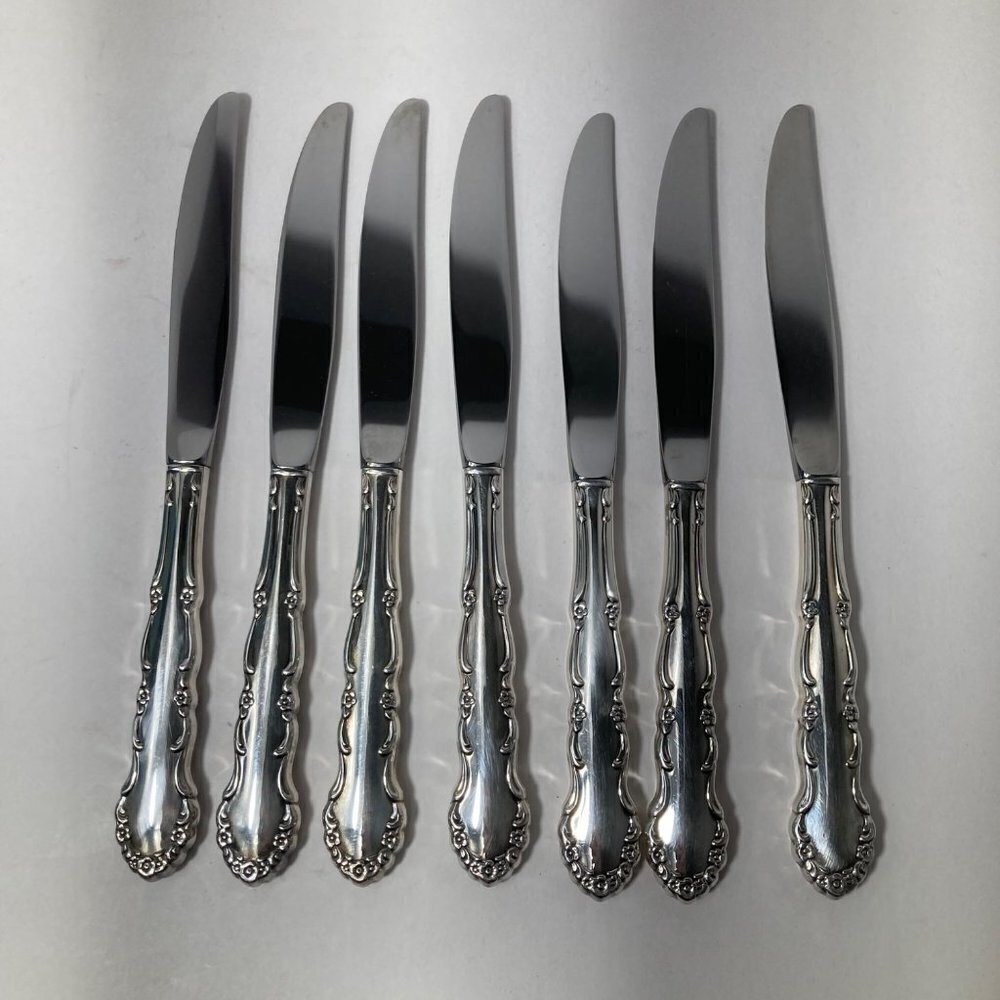 Vintage 1881 Rogers Silverplate "Flirtation" Pattern Knifes‎ 8